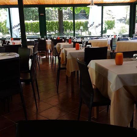 Trattoria I Bodega Hotel Abbadia Lariana Buitenkant foto