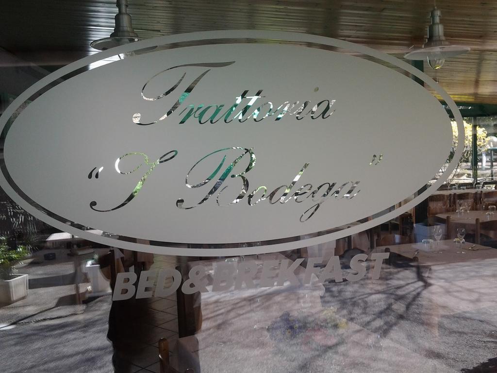 Trattoria I Bodega Hotel Abbadia Lariana Buitenkant foto