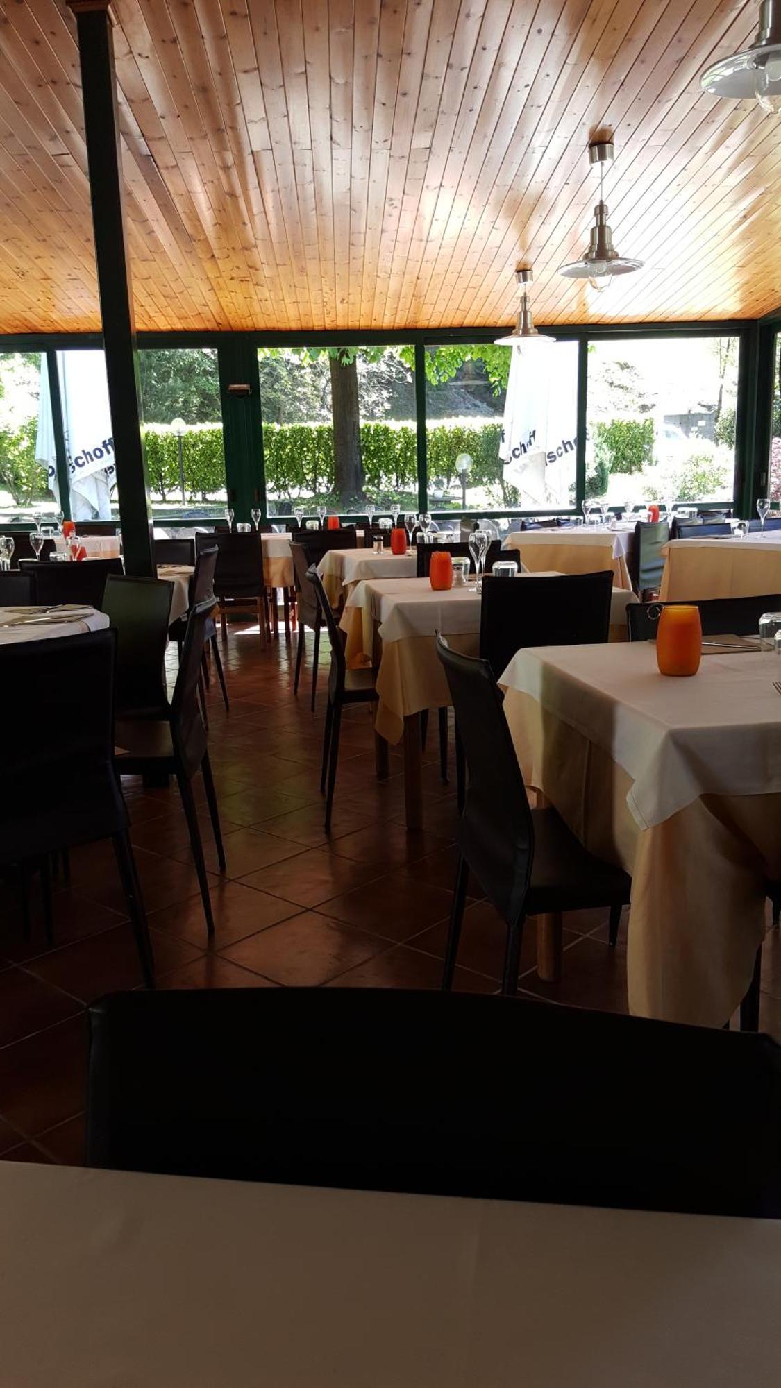 Trattoria I Bodega Hotel Abbadia Lariana Buitenkant foto
